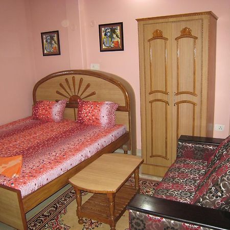Krishna Paying Guest House Waranasi Pokój zdjęcie