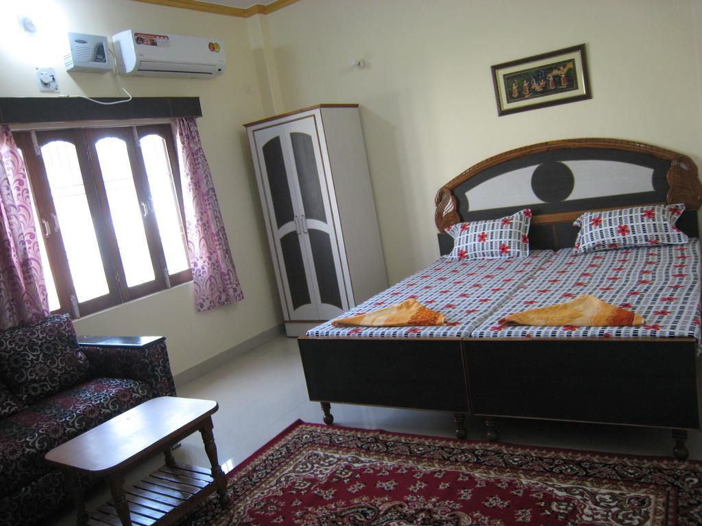 Krishna Paying Guest House Waranasi Pokój zdjęcie